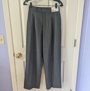 Uniqlo Women's Gray Dress Pants